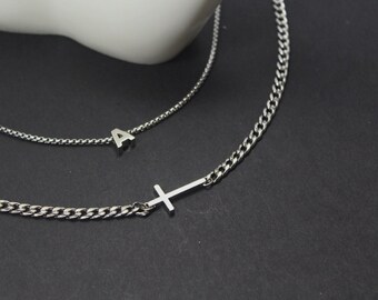 Gepersonaliseerde kruisketting set 2. Zijwaarts kruis. Aangepaste eerste ketting, zilveren kruis sieraden, gepersonaliseerde mannen cadeau, aangepaste kruis cadeau.