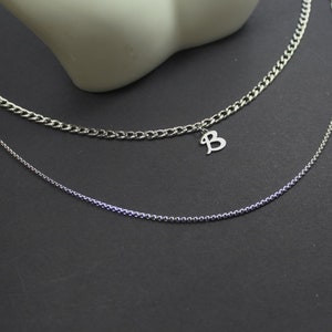 Collar de letras de acero inoxidable, conjunto de joyas con inicial impermeable, joyería con inicial para hombres y mujeres. Joyería de cadena gruesa. Personalizado Unisex Personalizado