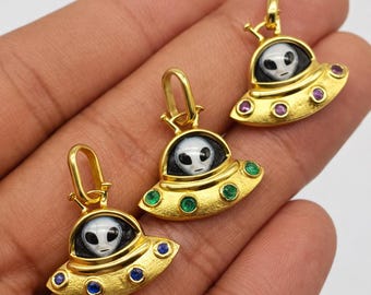 UFO OVNI エイリアン 地球外チャームペンダント シルバー 18Kゴールド