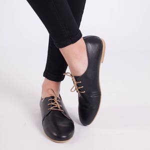 Black Oxford Woman Shoes/Black Leather Shoes/Leather Shoes/Oxford flat Shoes/Flat Shoes/Black Leather Shoes/Unique Shoes/Ties shoes beige sole and ties