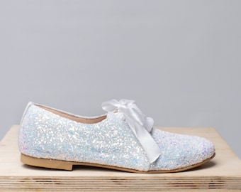 White Sparkle Party Flats Shoes, Oxford White Shoes, Wedding Glitter Oxfords Flats, Wedding flats for Bride ,wedding flats with bow