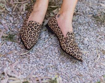 leopard Pointed toe flats , Slippers animal print. vegan version. flats women shoes for all day