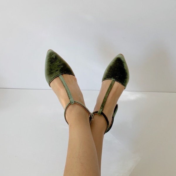 Olive Green velvet tango style Woman Handmade Medium Block Heels Pointed Pumps ,Green velvet wedding shoes  collection sandalen blockabsatz