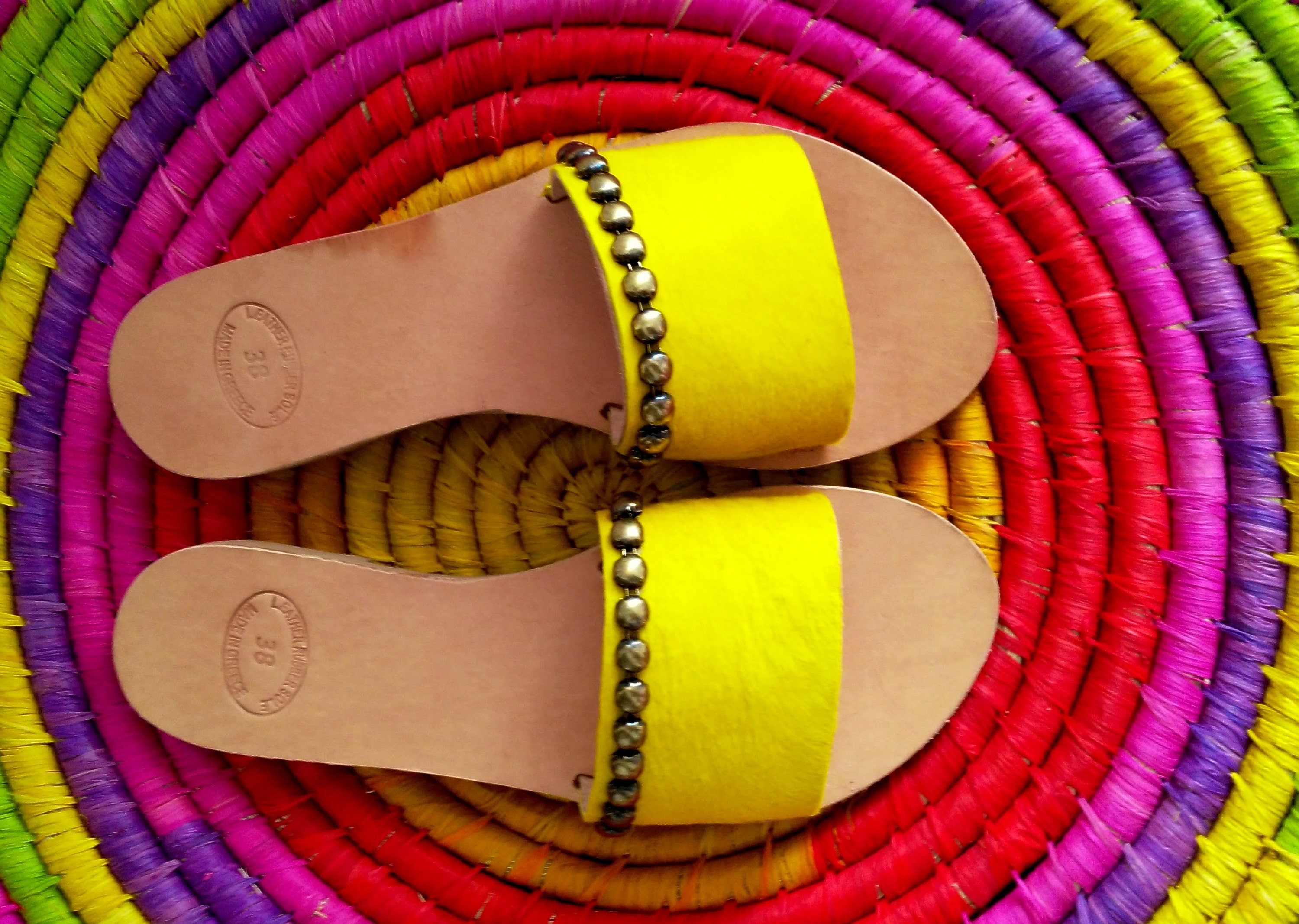 leather flipflop