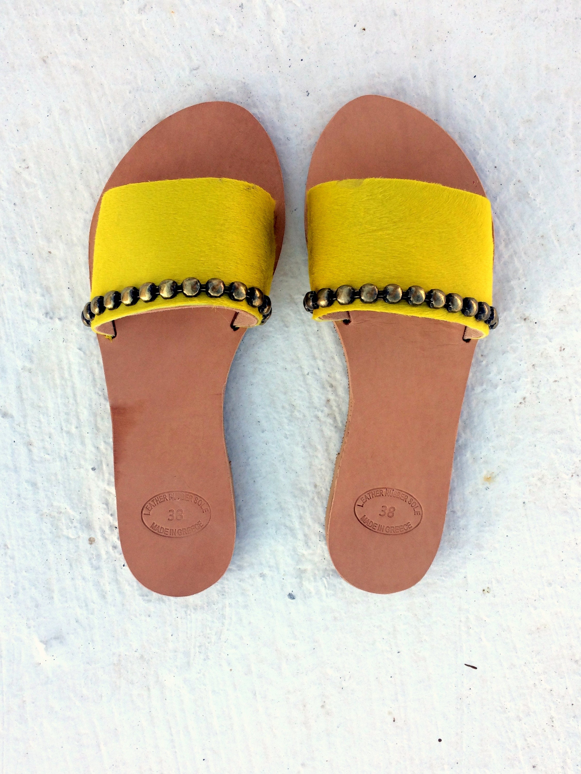 leather flipflop