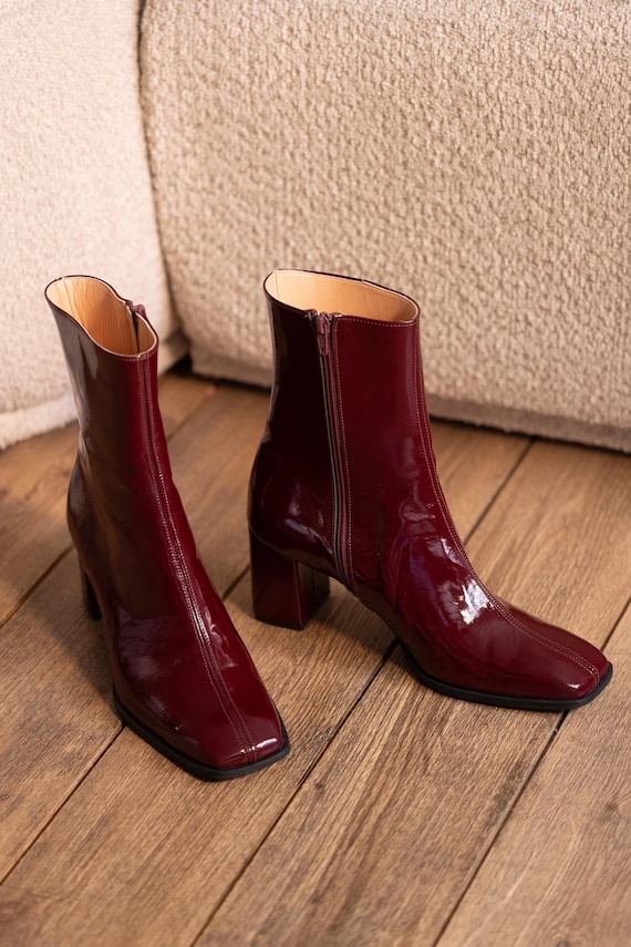 Burgundy Patent Leather Ankle Boots – Square Toe & 6.5 Cm 