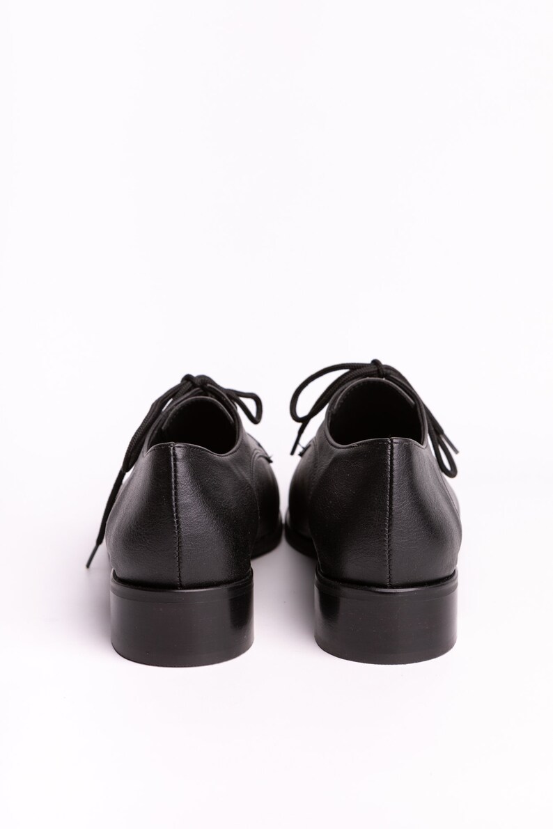 Black Oxford Woman Shoes// vegan version /Black vegan Leather Shoes/dance Shoes/Oxford flat Shoes/Flat Shoes/Black Leather Shoes/swing