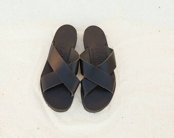 Aelia greek sandals/ criss cross/ black leather in flatform last pair size 5 us
