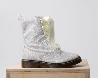 ladies glitter boots