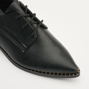 Vegan Derby Woman Flats Shoes In Black Color