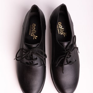 Black Oxford Woman Shoes// vegan version /Black vegan Leather Shoes/dance Shoes/Oxford flat Shoes/Flat Shoes/Black Leather Shoes/swing