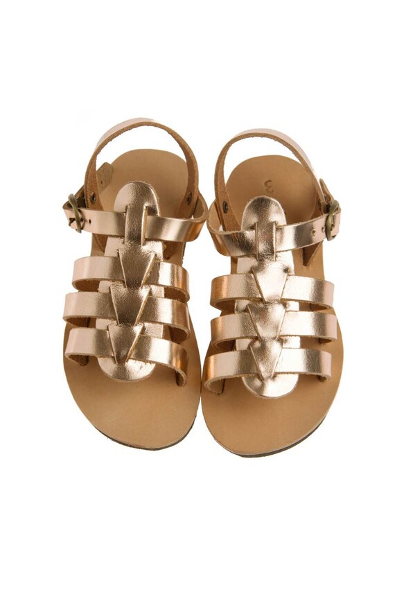 gladietor enfant rose en cuir or / grec pin or couleur / bronze/bébé gladietor/véritable sangles en cuir/fait main, chaussures sandales/bébé/enfants | Vente
gladietor enfant rose en en en cuir or / grec pin or couleur / bronze/bébé gladietor/véritable sangles en cuir/fait main, chaussures sandales/bébé/enfants | Vente
57eeda