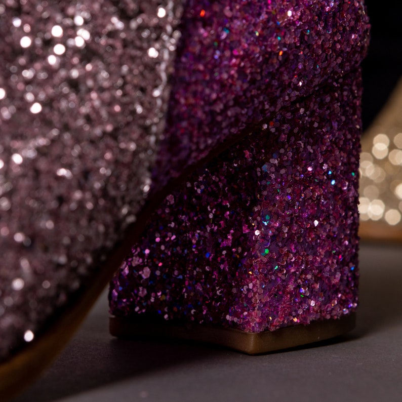 Roze glitter enkellaarzen blokhak, unieke handgemaakte laarzen, perfecte festivalschoenen, bruiloft roze glitterschoenen. Aelia feestschoenen afbeelding 7