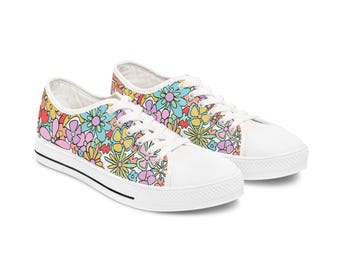 Retro Peace Flowers Women's Low Top Sneakers