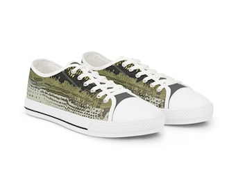 The Color of a Wide Mouth Bass Men's Low Top Sneakers