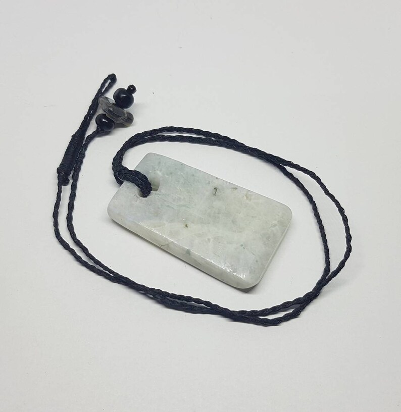 Moonstone unisex pendant.