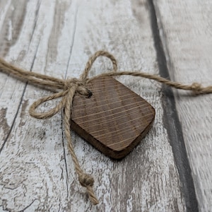 Oak wood square simple pendant