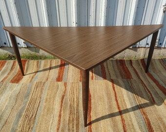 Large Danish Modern Corner Coffee Table ~ Vintage Triangular End Table ~ Woodgrain Formica ~ Round Tapered Walnut Legs ~ Minimalist