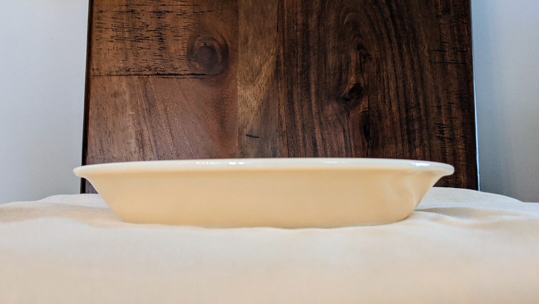 Fire King Peach Luster 9 Pie Plate Milk Glass Pie Pan Etsy