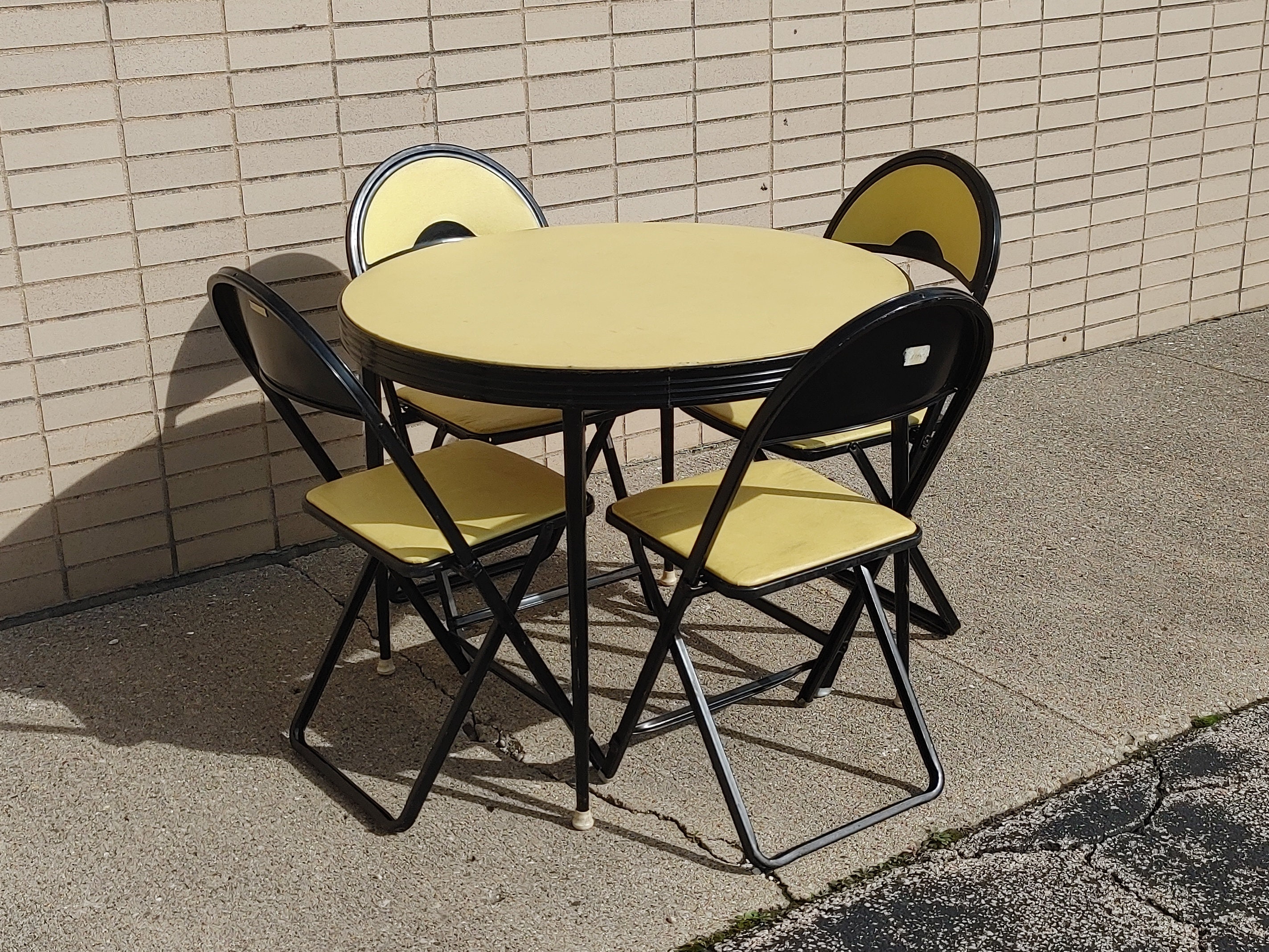 Vintage Durham Metal Folding Card Table Set ~ Black/yellow Round