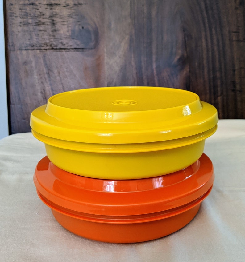 Pair of Tupperware Seal n Serve Bowls with Lids Etsy