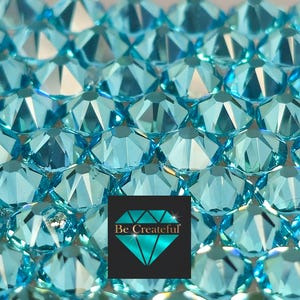 FLATBACK LUXE® Aquamarine Rhinestones