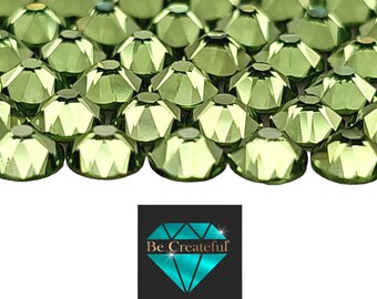 Flatback LUXE™ Peridot Glass Rhinestones