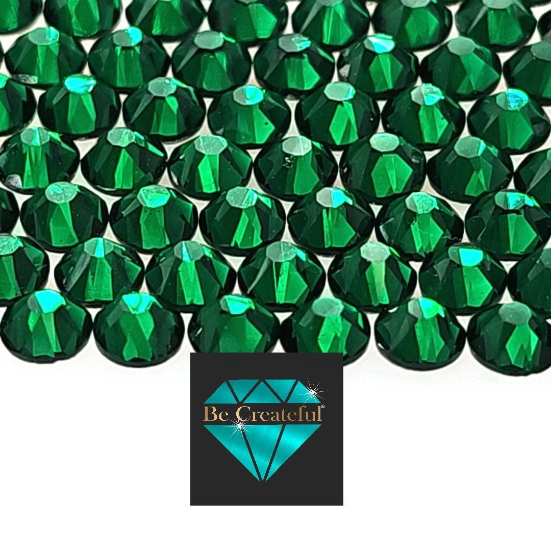 BULK FLATBACK LUXE® Emerald Green Rhinestones 