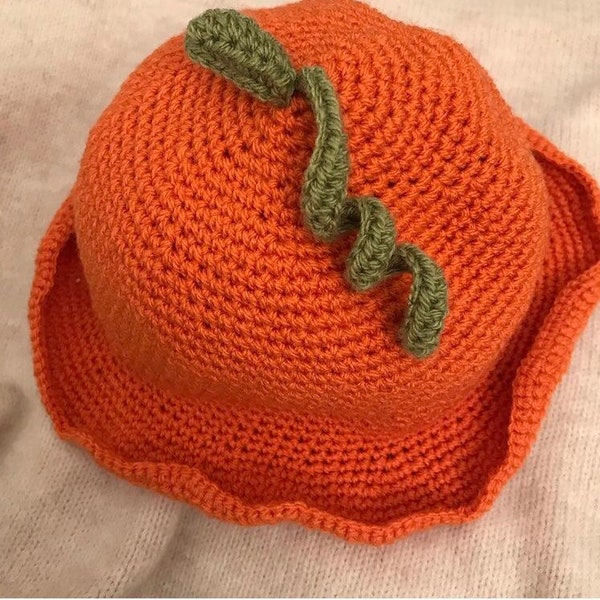 Bob bucket hat citrouille en crochet