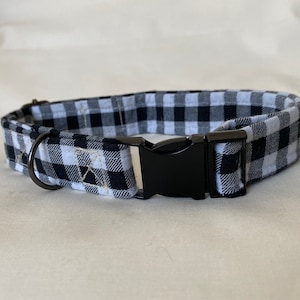 Adjustable dog collar w/ metal buckle