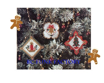 Plastic Canvas Pattern Christmas Tree Ornaments Pattern - Vintage PDF Plastic Canvas Pattern