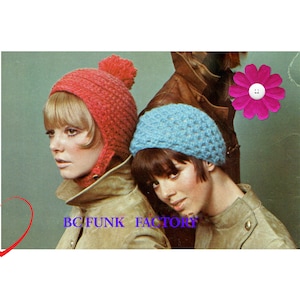 Peut inclure: Deux femmes portant des chapeaux en crochet. La femme de gauche porte un chapeau rouge avec un pompon blanc. La femme de droite porte un chapeau bleu. Les deux femmes portent des vestes brunes.