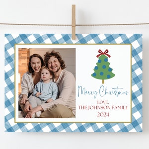 Semplice biglietto di Natale con foto, biglietto di Natale blu e oro, quadretti blu, albero di Natale, biglietto di Natale con foto di famiglia, festa