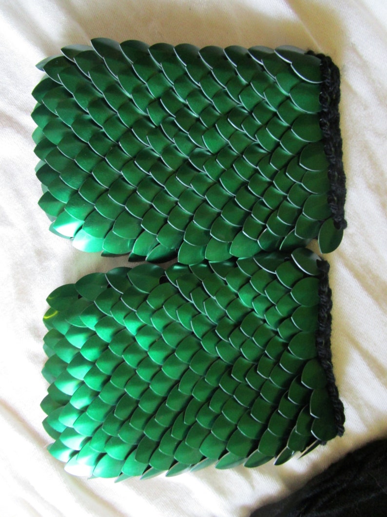 Emerald Dragon Scale Gloves. Knitted Scale MailleDragon Scale Etsy
