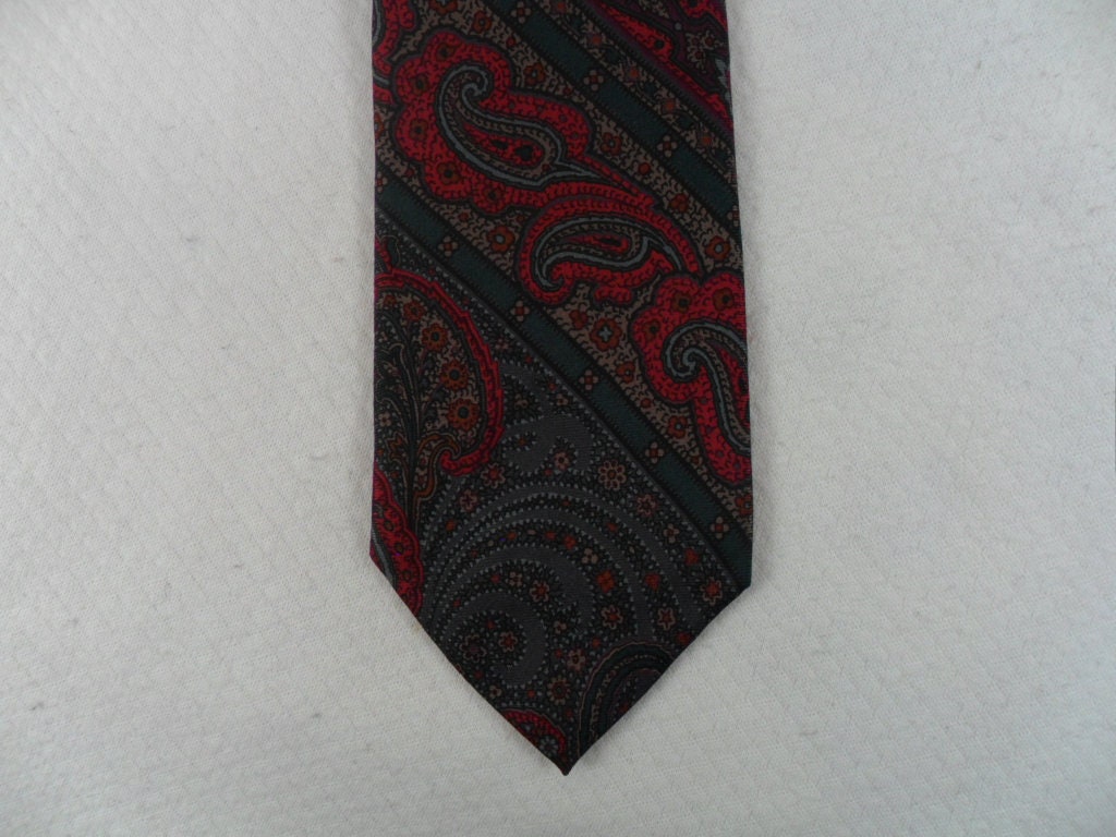 Vintage Stafford Tie Paisley Pure Silk Red and Green Necktie - Etsy
