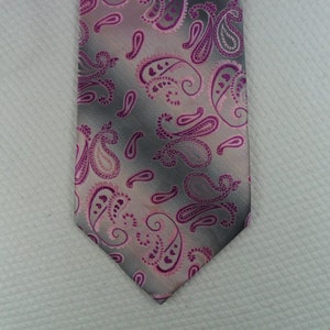 XL LONG Vintage Sebastien Clavier Paisley Tie Hand Made Pure Silk Geometric Necktie Pink tie 60 x 4.25 Vintage Tie Shop T391