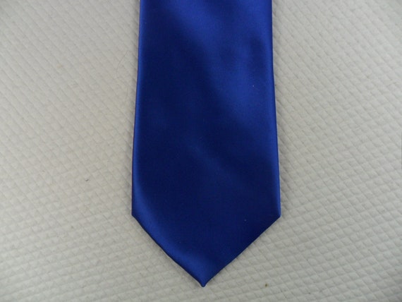 Royal Blue tie Vintage Geoffrey Beene Tie USA Sol… - image 1