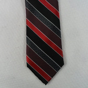 Vintage Structure Tie  Red and Black Stripe Polyester  Necktie 56 x 2.75 Vintage Tie Shop T433