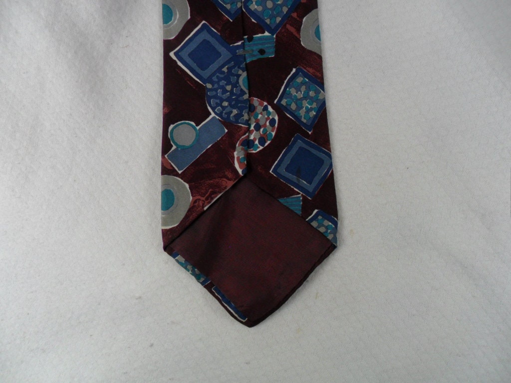 zylos tie
