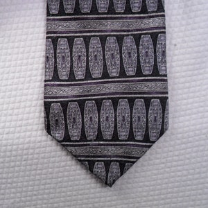 Vintage Stafford Tie USA Pure silk Silver and Black Geometric Necktie 58 x 3.75 Vintage Tie Shop T681