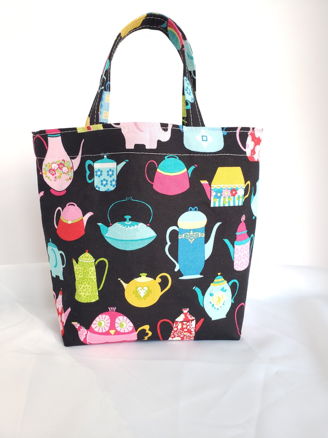 Small Gift Bag With Tea Kettles, Tote With Handles, Colorful Kettles