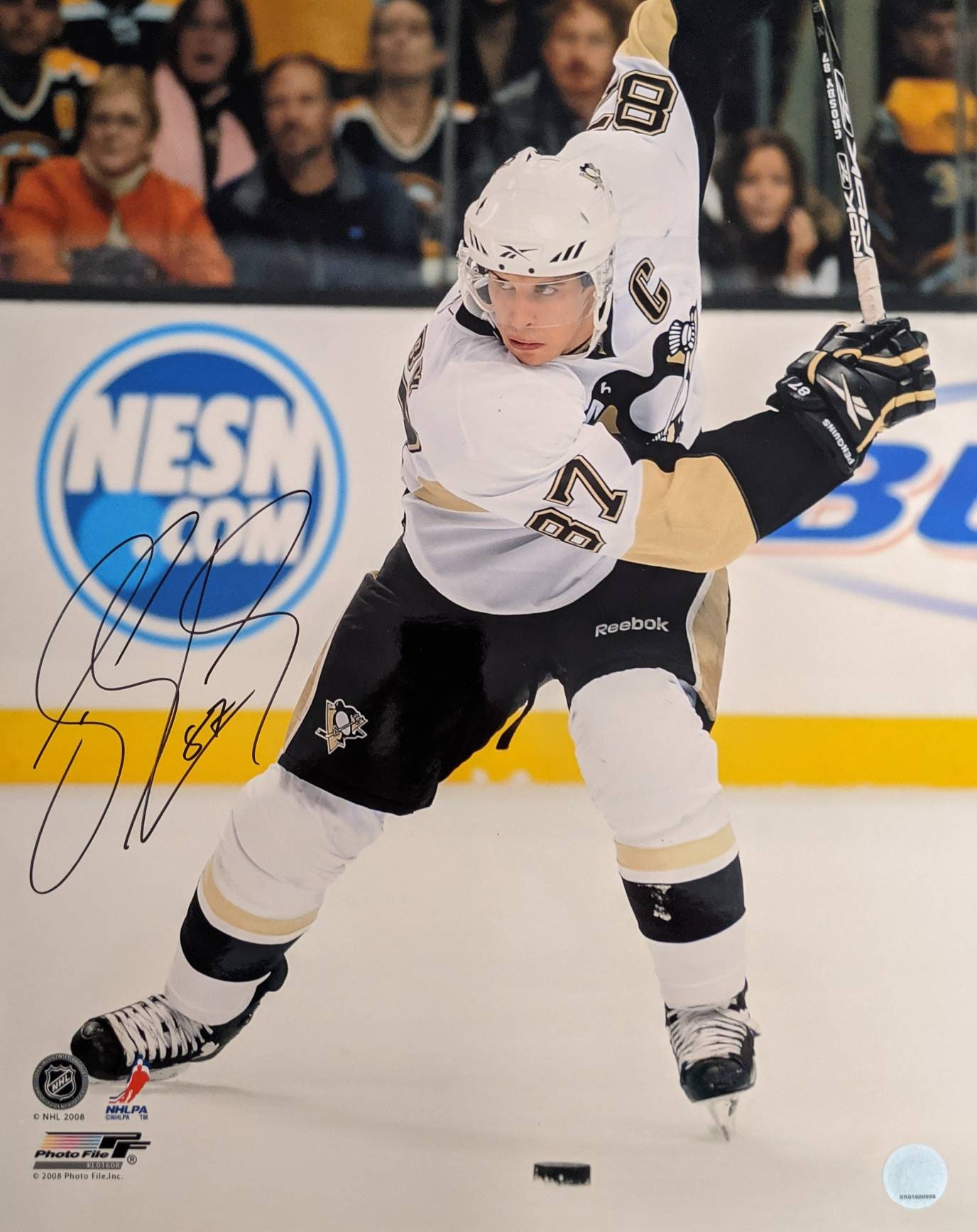 Sidney Crosby Signed Pittsburgh Penguins Photograph - The Autograph Source