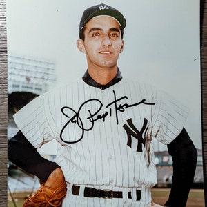 Joe Pepitone Vintage New York Yankee Great Autographed Major League Authentic 8x10 Antique baseball Signed Photo.