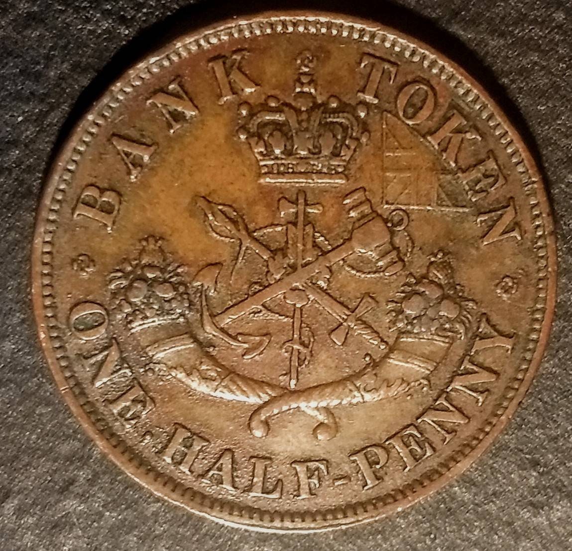 Vintage 1852 Bank Token Upper Canada Half Penny Canadian Nice