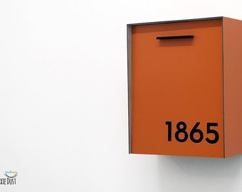 Boîte aux lettres avec corps et face en aluminium orange et chiffres en acrylique noir, Design moderne, Boîte aux lettres personnalisée, Boîte aux lettres murale, Panier de réception de type 2