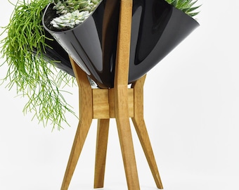 Modern Floor Planter with Wooden Legs