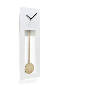 Bluntly Modern Design - Modern Farfarspendel - Väggklocka / Bordsklocka - Anpassa vit urtavla / Naturlig träpendel (huvudbild)
