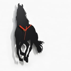 Laufendes Pferd Silhouette Wanduhr - Pferde Wanddekor - Bauernhaus Dekor - Ranch Dekor - Reiter Geschenke - Reiter Geschenk - Scheune Dekor