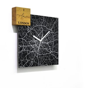 Reloj de pared de aluminio negro cuadrado moderno - Grabado con láser - Montaje en pared - Me encanta Londres - Inglaterra británica - Mapa de la ciudad - Viaje por carretera - Regalo de viaje