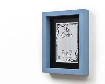 Le Cadre Picture Frames - Modern Wooden Photo Frames made of Swedish Wood - Handmade Picture Frames - Chalk Blue - Wall Frames - Wall Decor